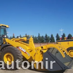 Продам Погрузчик XCMG  LW500F с лесным захватом.