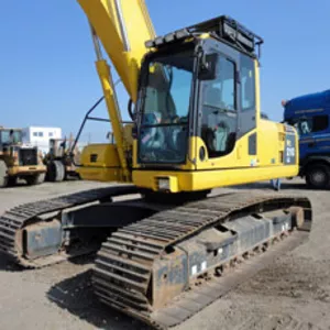 Гусеничный экскаватор Komatsu PC210LC Long Reach