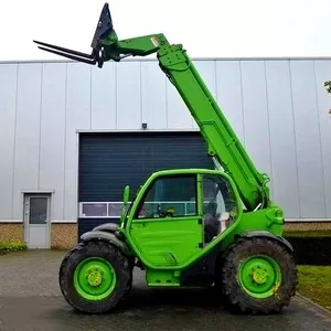 Manitou MT932 — телескопический погрузчик