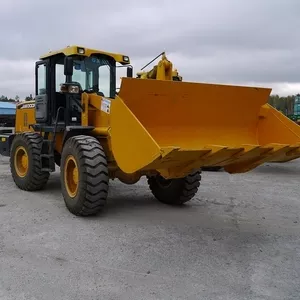 Фронтальный погрузчик XCMG LW300F 3т - новый,  в наличии,  гарантия