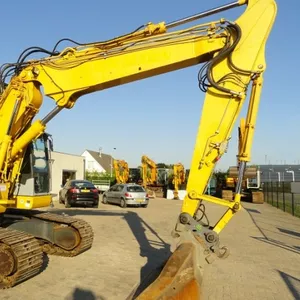 продам Komatsu PC228USLC-3NO-гусеничный экскаватор