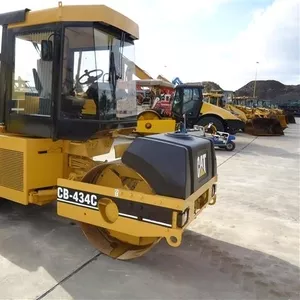 CATERPILLAR CB434C-тандемный каток